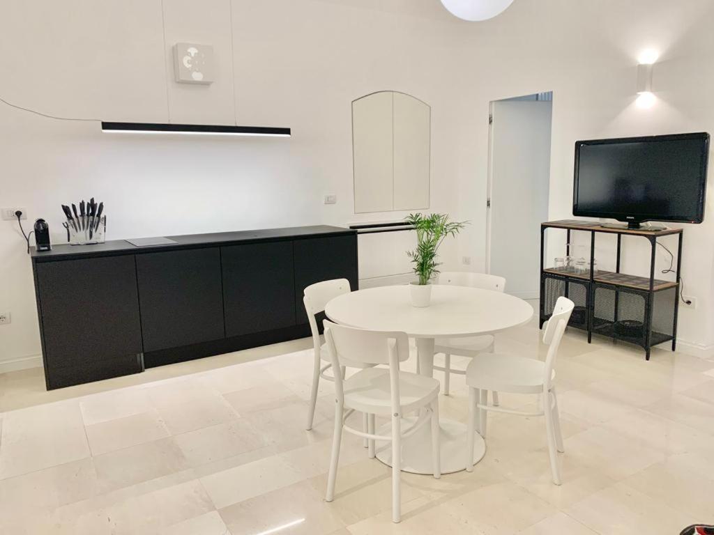 Apartment Federiciano White House - Center Bari